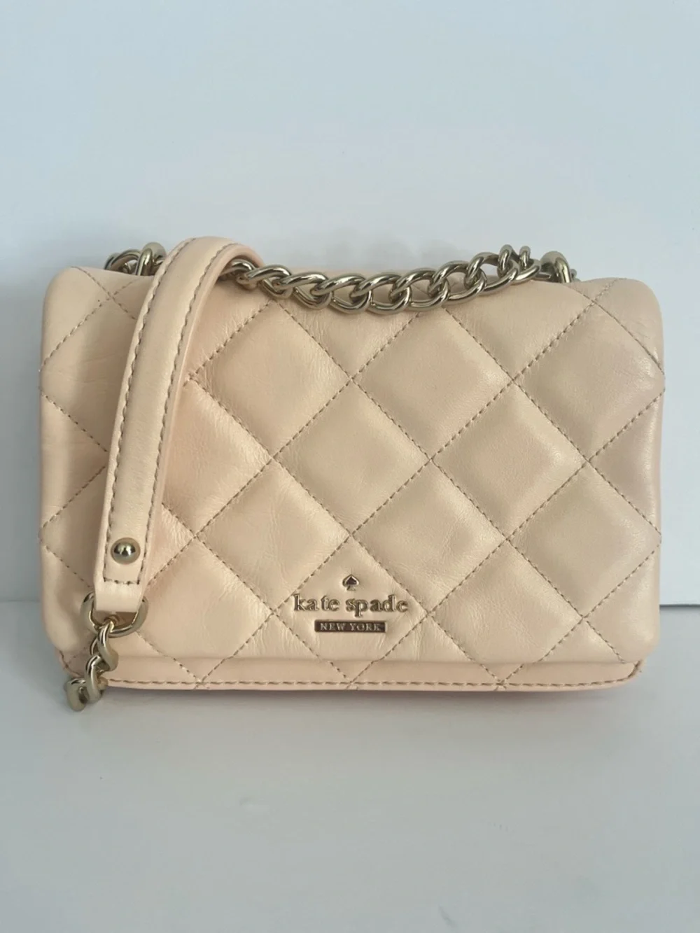 Kate Spade Emerson Place Mini Vivenna Quilted Leather Bag in Mousse Frosting - Picture 1 of 10